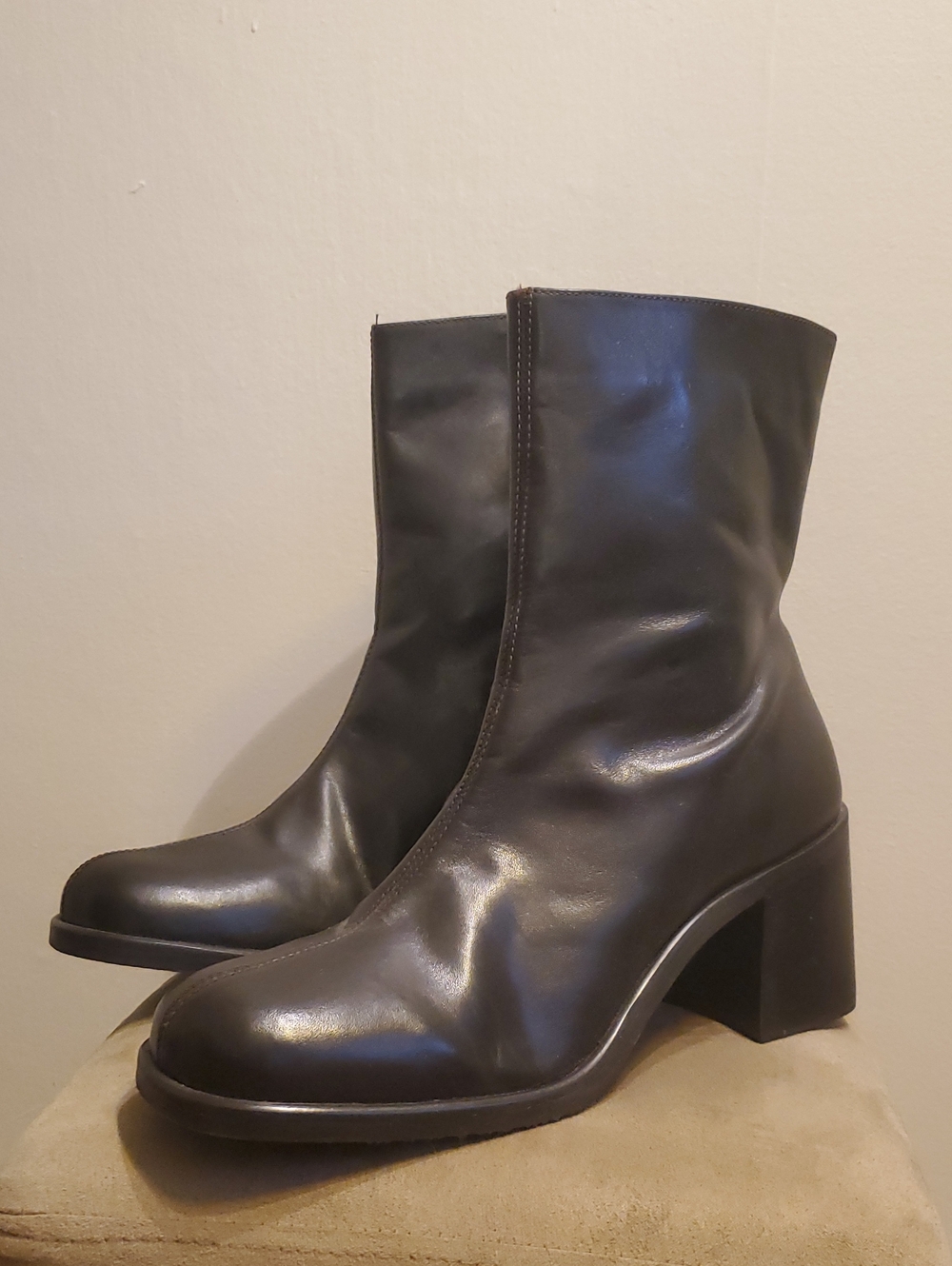 Seychelles Black Leather Block Heel Boots Size 10